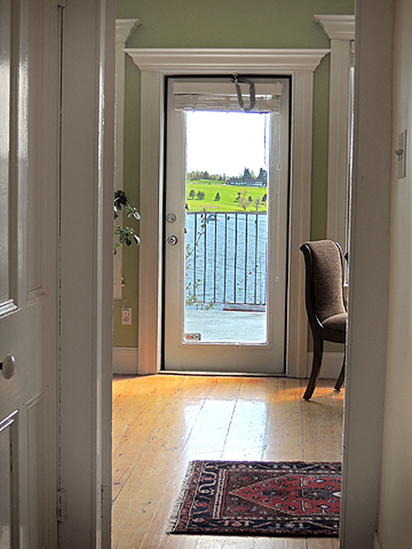 Downtown Living on the Lunenburg Waterfront! 74 Montague St