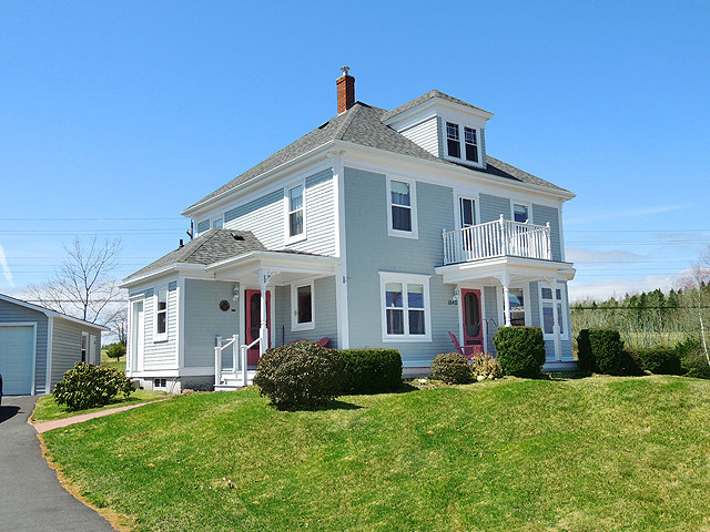 Nova Scotia Real Estate Lunenburg Oceanview Home