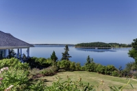 Nova Scotia Lunenburg Luxury Oceanfront Home