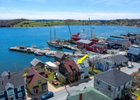 Ocean Homes Nova Scotia | 210 Montague Street, Lunenburg